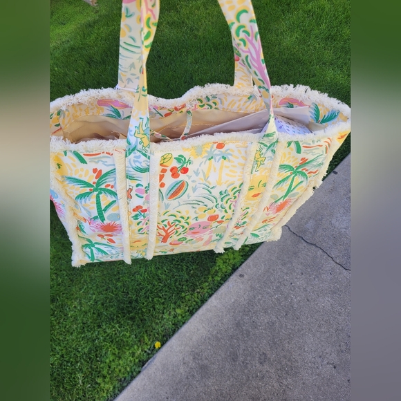 Roberta Roller Rabbit - Picture 4 of 4